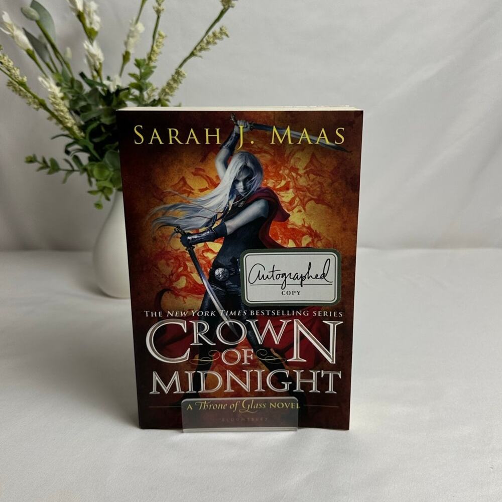 SIGNED Crown of Midnight Sarah J Maas OOP Original Cover Paperback TOG #2